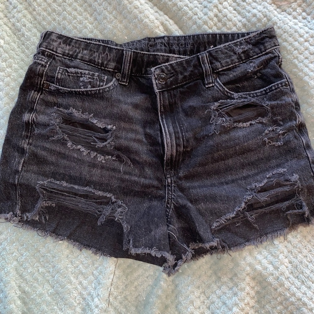 American eagle V waist distressed jean shorts black